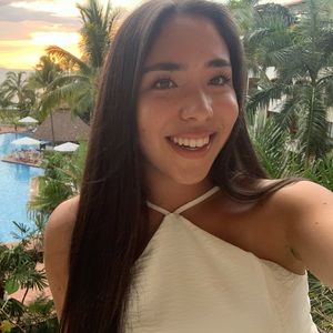 Meet your Posher, Veronica